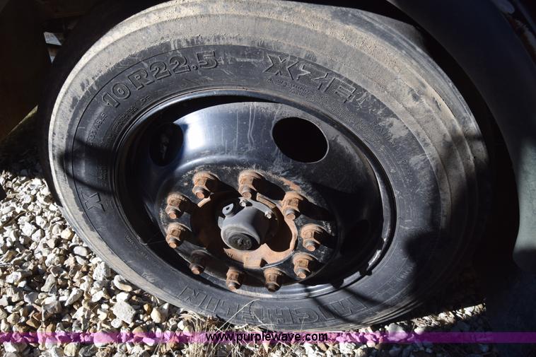 image for item L1122 2002 Blue Bird TC2000 school bus