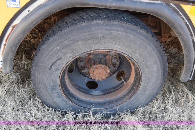 image for item L1122 2002 Blue Bird TC2000 school bus