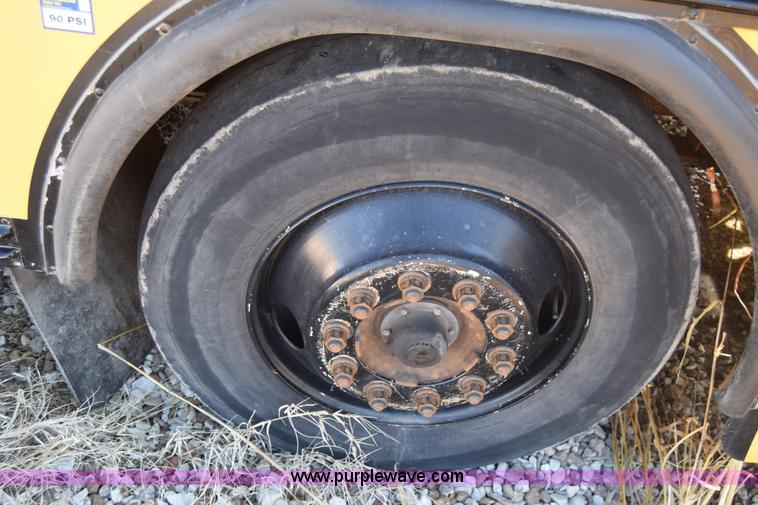 image for item L1122 2002 Blue Bird TC2000 school bus