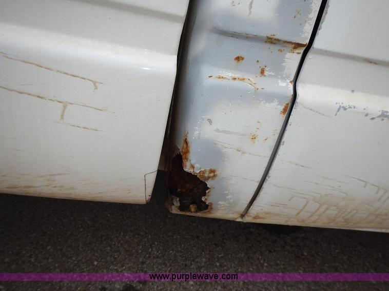 image for item L3622 1989 Chevrolet Cheyenne 1500 pickup truck