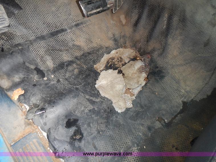 image for item L3623 1993 Chevrolet Cheyenne 2500 pickup truck