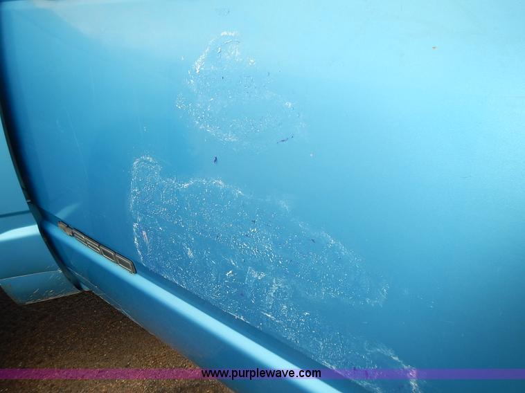 image for item L3623 1993 Chevrolet Cheyenne 2500 pickup truck