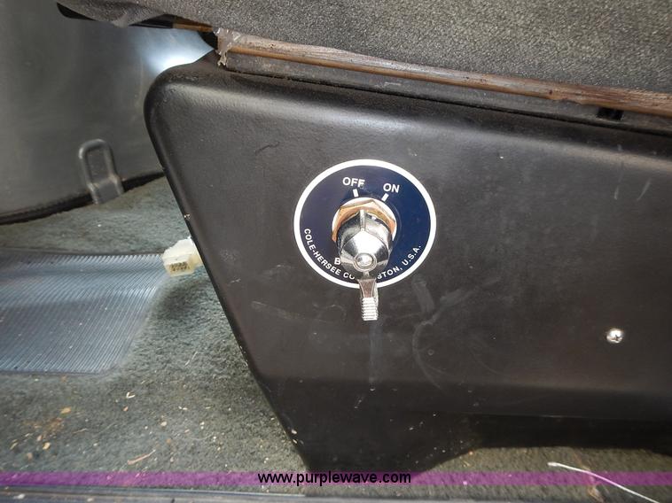 image for item L3630 1991 Ford Econoline E350 ambulance