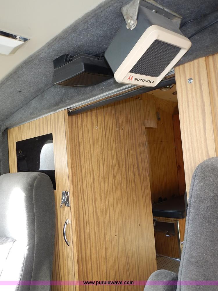 image for item L3630 1991 Ford Econoline E350 ambulance