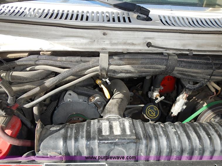 image for item L3630 1991 Ford Econoline E350 ambulance