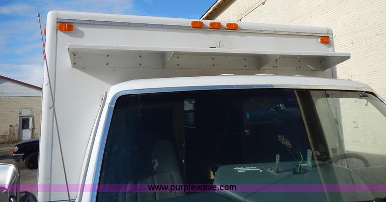 image for item L3630 1991 Ford Econoline E350 ambulance