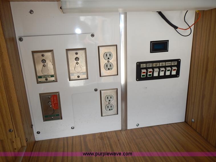 image for item L3630 1991 Ford Econoline E350 ambulance