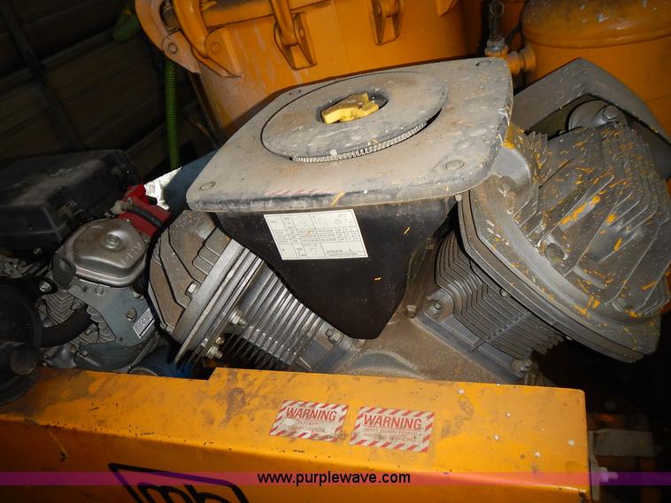 image for item L3631 MB 245 paint striper