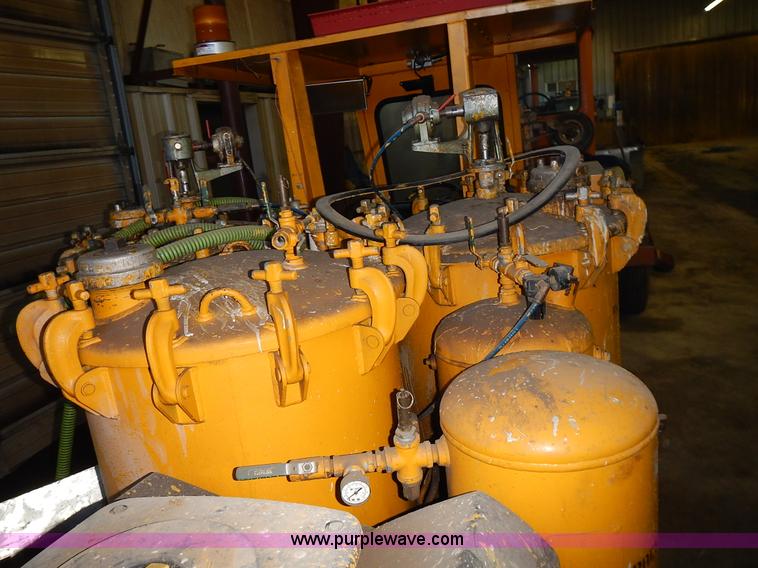 image for item L3631 MB 245 paint striper