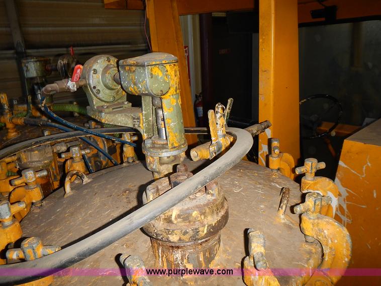 image for item L3631 MB 245 paint striper