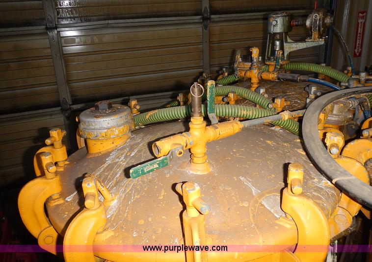 image for item L3631 MB 245 paint striper