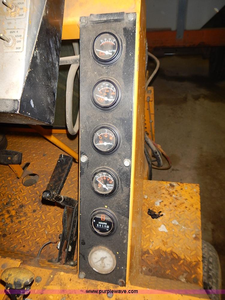 image for item L3631 MB 245 paint striper