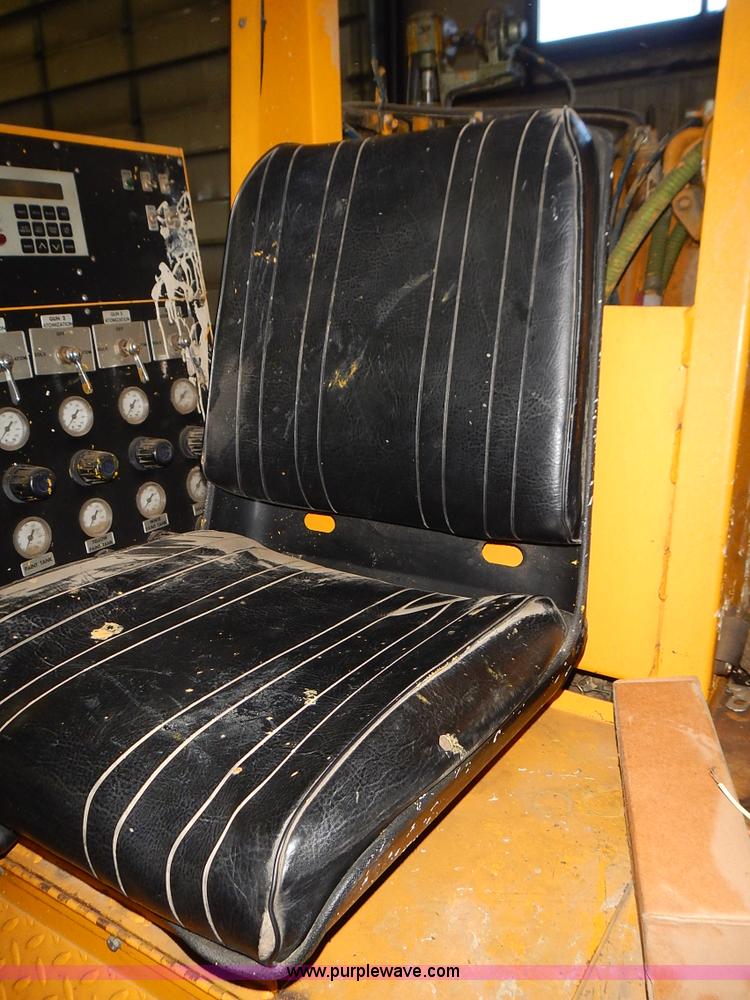 image for item L3631 MB 245 paint striper