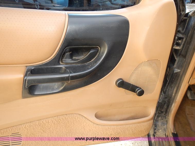 image for item L3639 1996 Ford Ranger XLT pickup truck