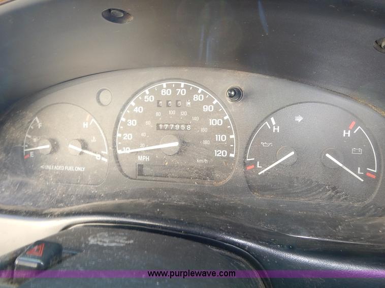 image for item L3639 1996 Ford Ranger XLT pickup truck