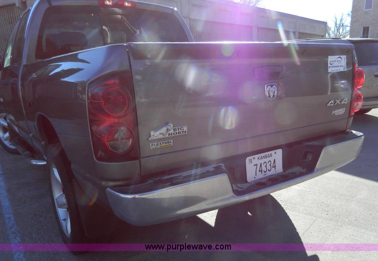 image for item L7301 2008 Dodge Ram 1500 Quad Cab pickup truck