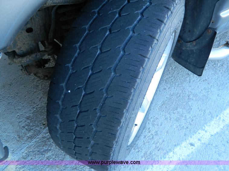 image for item L7301 2008 Dodge Ram 1500 Quad Cab pickup truck