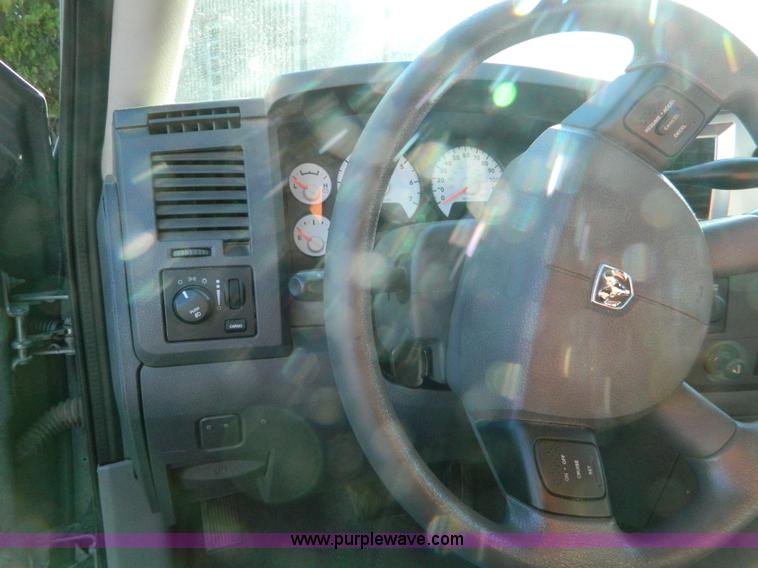 image for item L7301 2008 Dodge Ram 1500 Quad Cab pickup truck