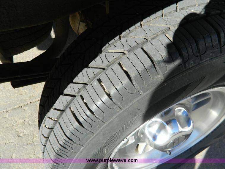 image for item L7302 1996 Ford Ranger SuperCab pickup truck