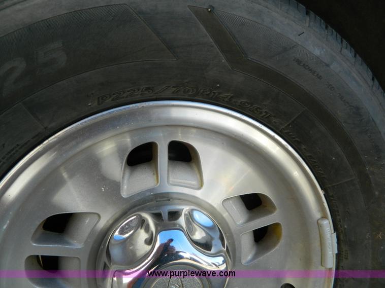 image for item L7302 1996 Ford Ranger SuperCab pickup truck