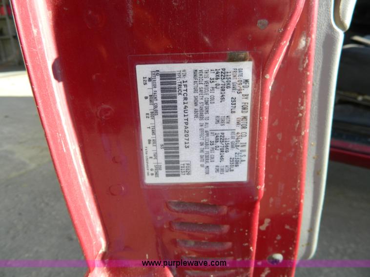 image for item L7302 1996 Ford Ranger SuperCab pickup truck