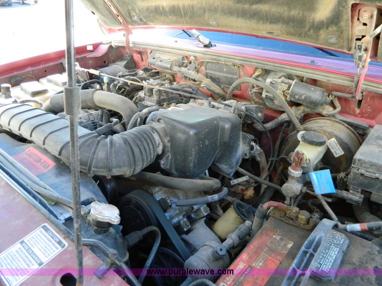 image for item L7302 1996 Ford Ranger SuperCab pickup truck