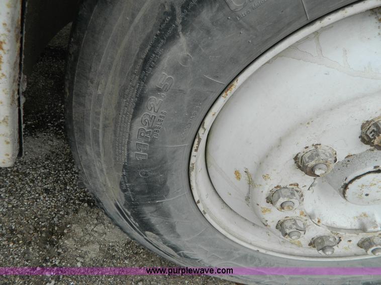 image for item L7305 1978 GMC 6500 dump truck