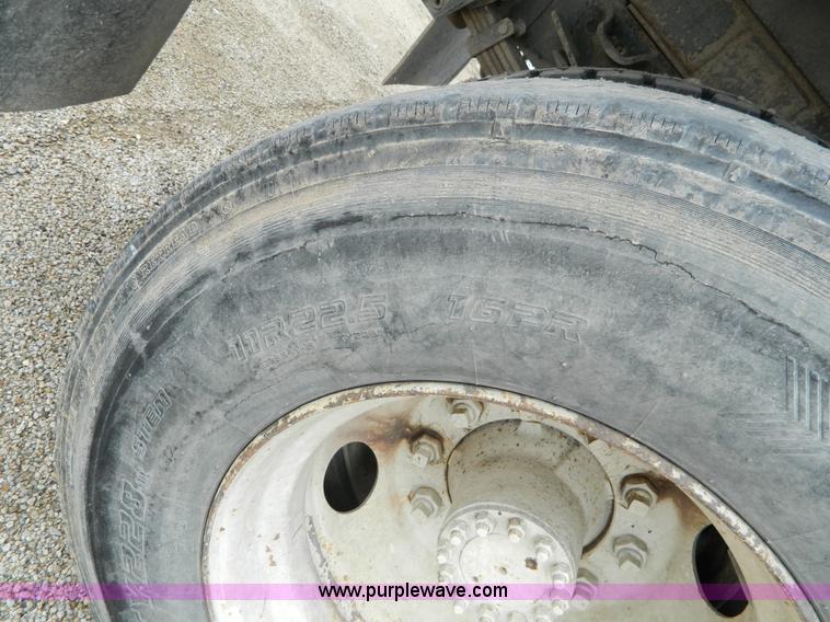 image for item L7305 1978 GMC 6500 dump truck