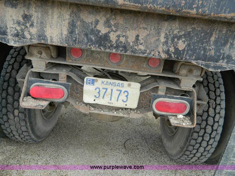 image for item L7305 1978 GMC 6500 dump truck