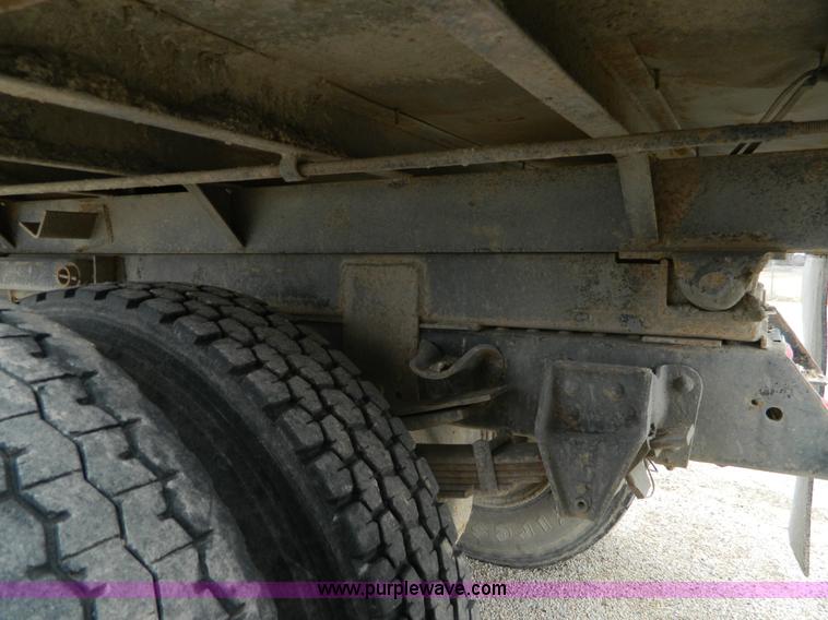 image for item L7305 1978 GMC 6500 dump truck