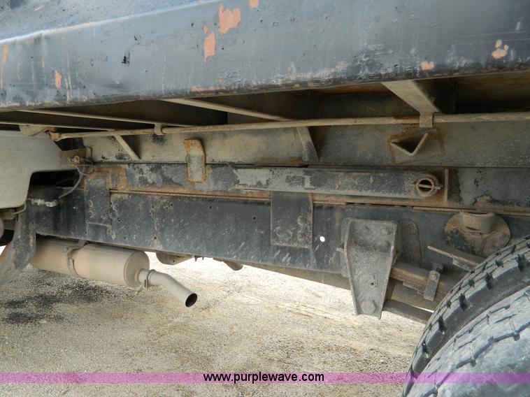 image for item L7305 1978 GMC 6500 dump truck