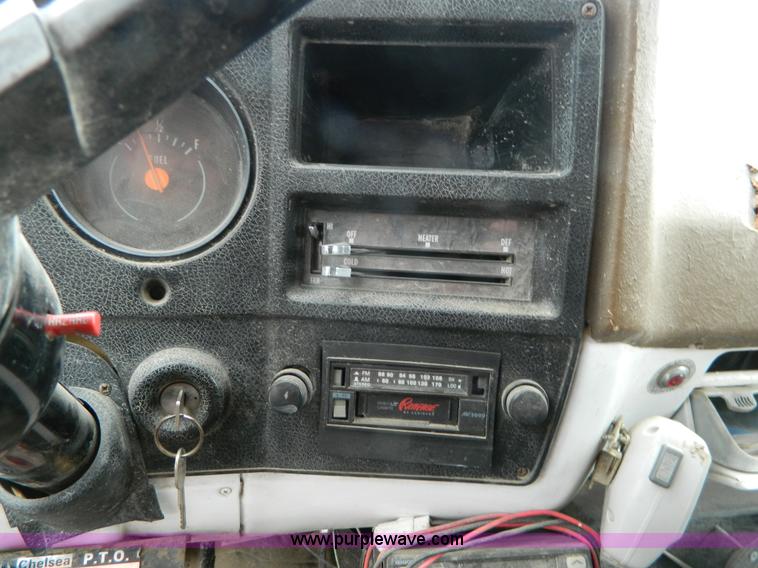 image for item L7305 1978 GMC 6500 dump truck