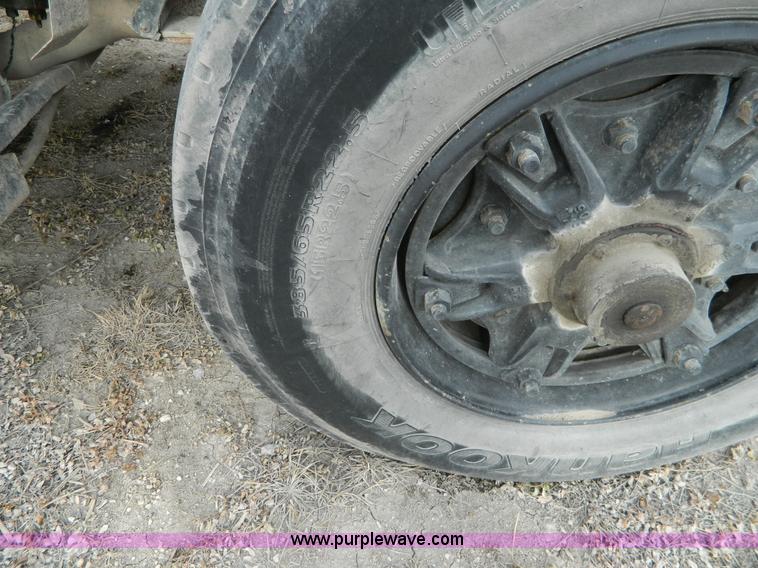 image for item L7306 1991 Ford LT8000 dump truck