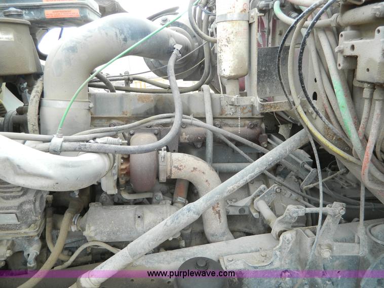 image for item L7306 1991 Ford LT8000 dump truck