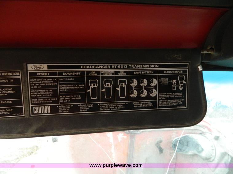 image for item L7306 1991 Ford LT8000 dump truck