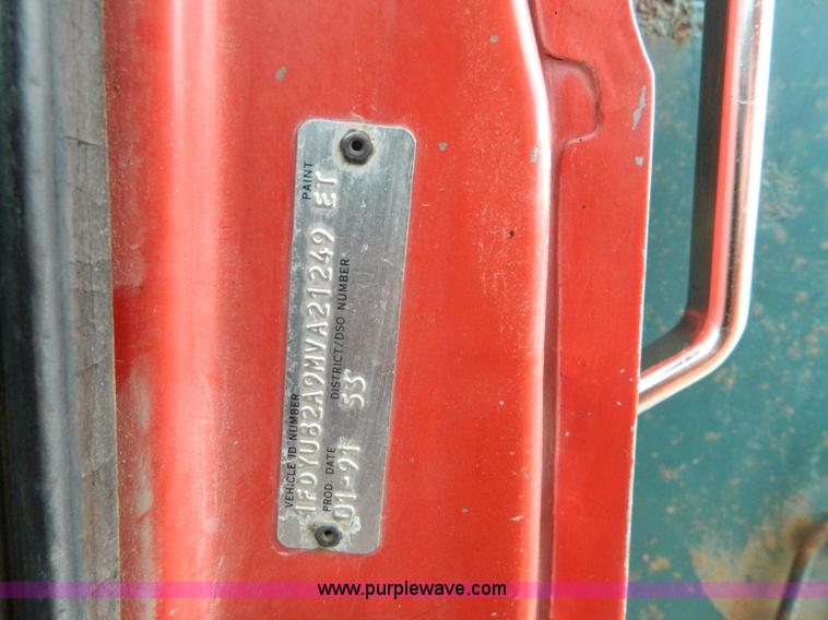 image for item L7306 1991 Ford LT8000 dump truck