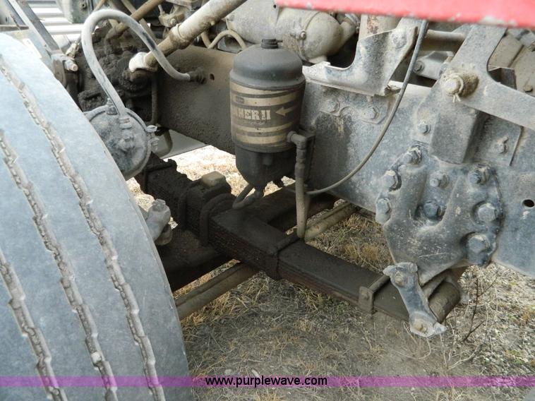 image for item L7306 1991 Ford LT8000 dump truck