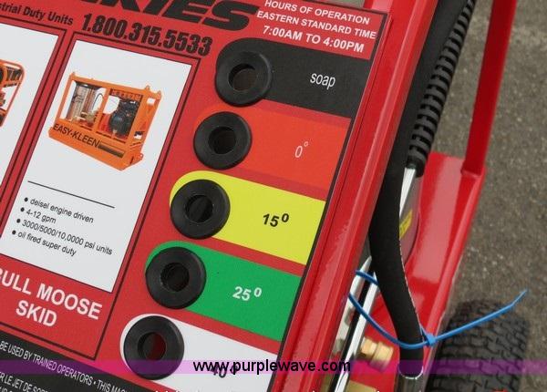 image for item E1531 2015 Easy-Kleen Magnum 4000 Series Gold pressure washer