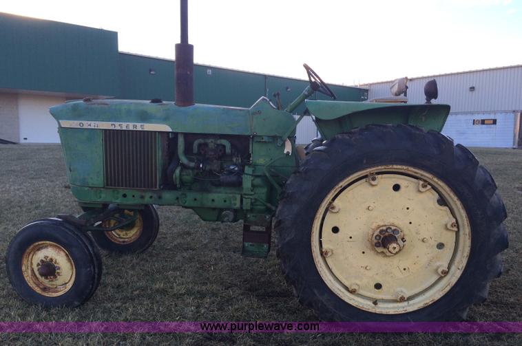 image for item E1896 1962 John Deere 3010 tractor