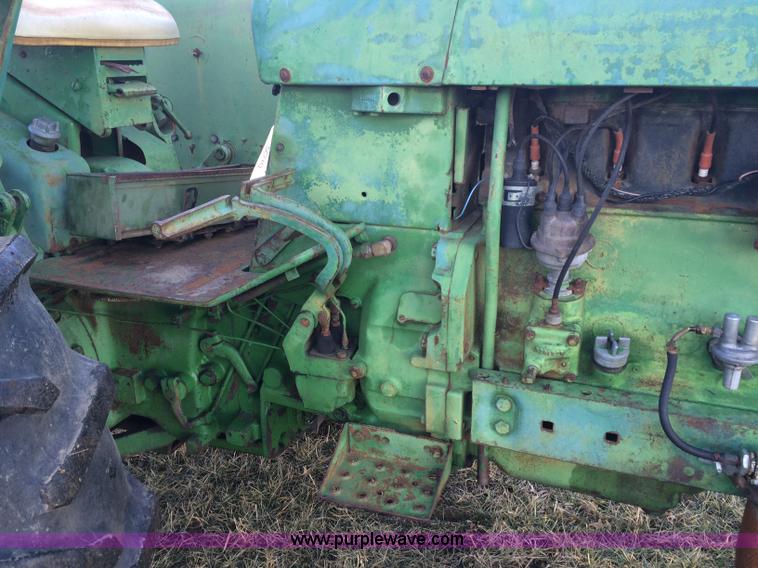 image for item E1896 1962 John Deere 3010 tractor