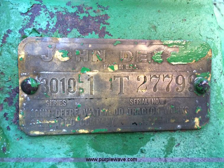 image for item E1896 1962 John Deere 3010 tractor