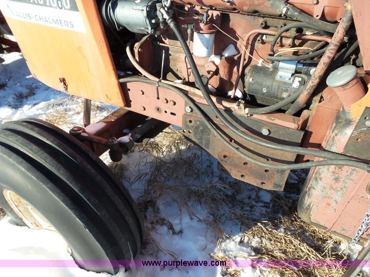 image for item G7097 1974 Allis Chalmers 7060 tractor