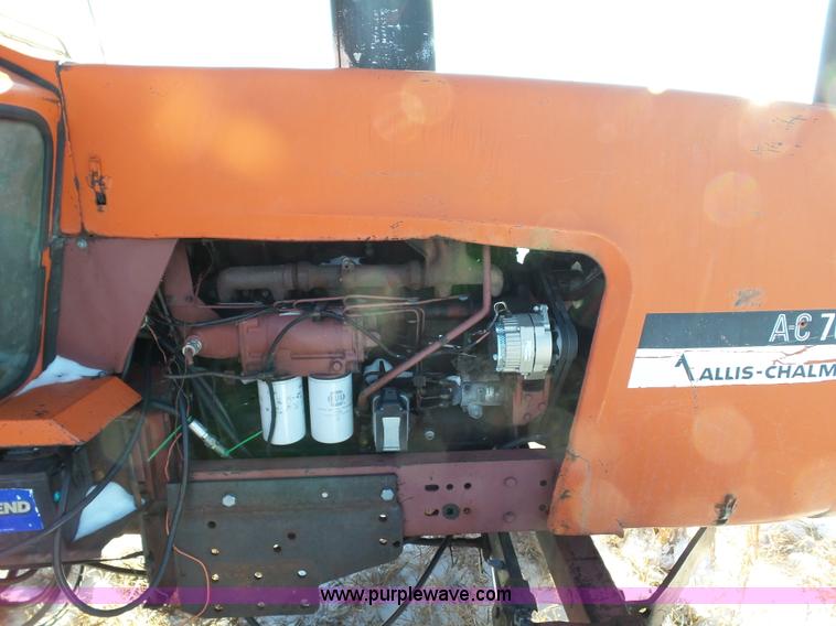 image for item G7097 1974 Allis Chalmers 7060 tractor