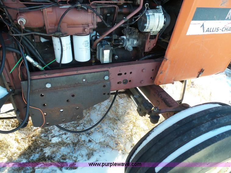image for item G7097 1974 Allis Chalmers 7060 tractor