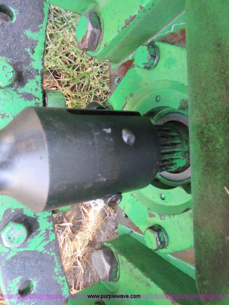 image for item I1753 1976 John Deere 8430 4WD tractor