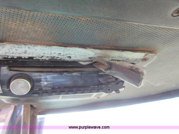 image for item I1753 1976 John Deere 8430 4WD tractor