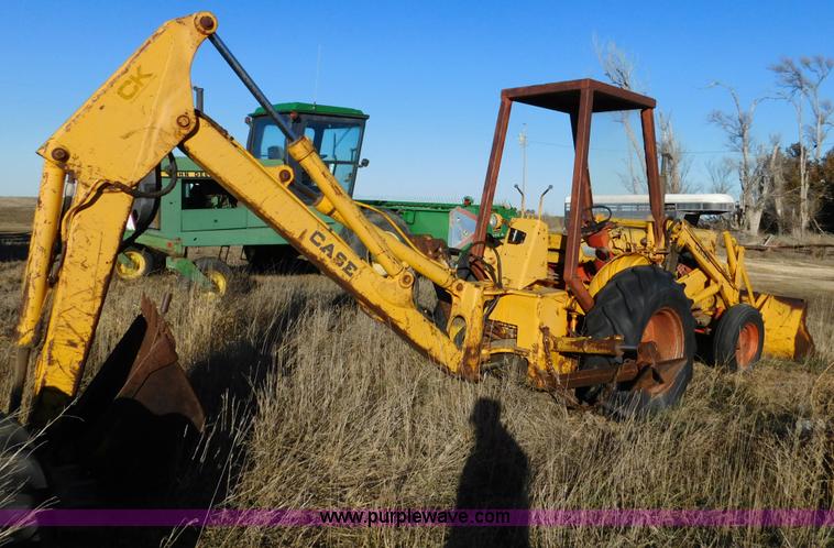 image for item J7409 Case 580 backhoe