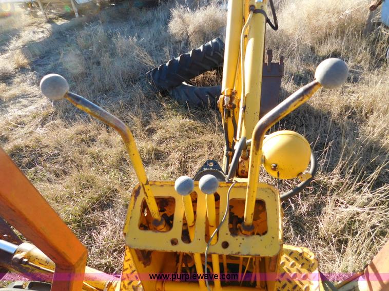 image for item J7409 Case 580 backhoe
