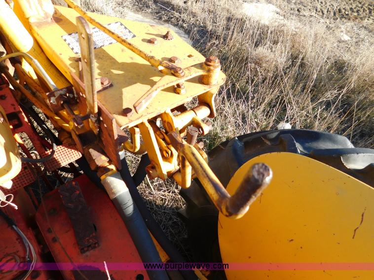 image for item J7409 Case 580 backhoe