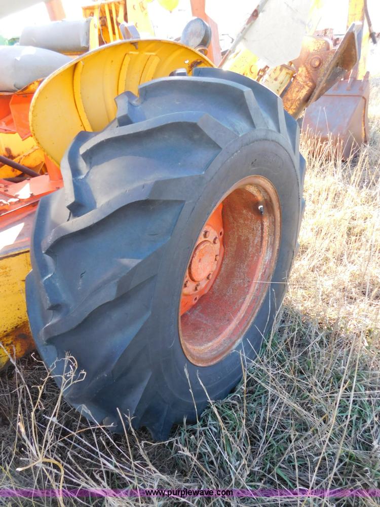 image for item J7409 Case 580 backhoe